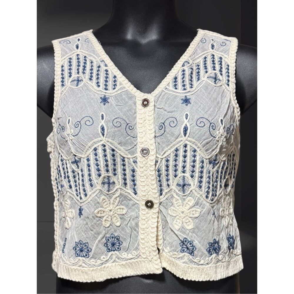 POL Crochet Vest Embroidered Floral Boho Cropped Button Front Ivory Sleeveless - Picture 9 of 11